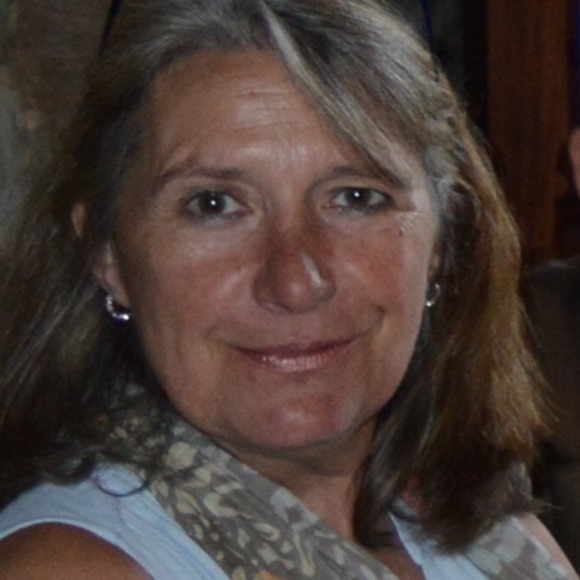 Meet your Posher, Deryn - Picture 1 of 1